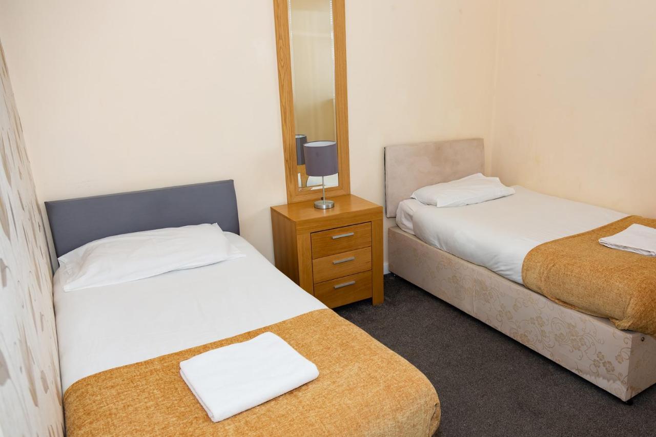Sea Road Roker Apartment Sunderland  Bagian luar foto