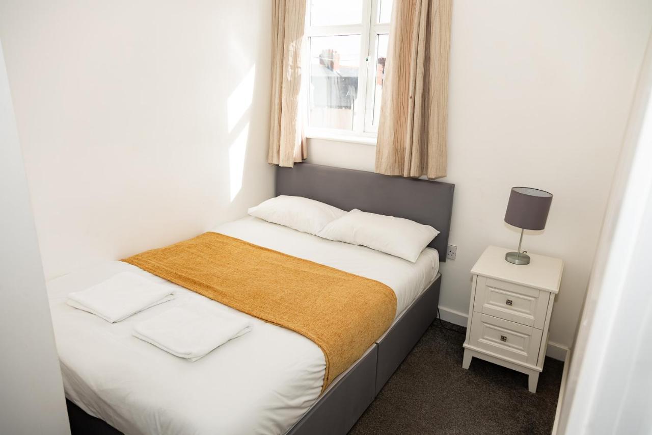 Sea Road Roker Apartment Sunderland  Bagian luar foto